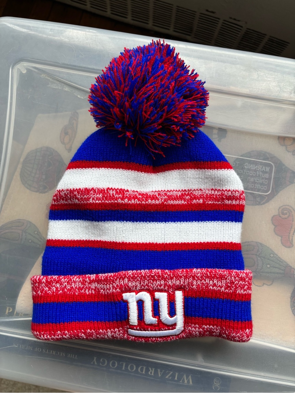 NY Giants Pom Pom Beanie